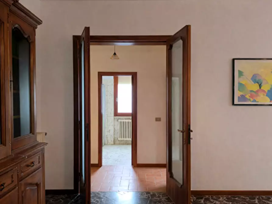 Immagine 10 di Casa bifamiliare in vendita  a Arezzo