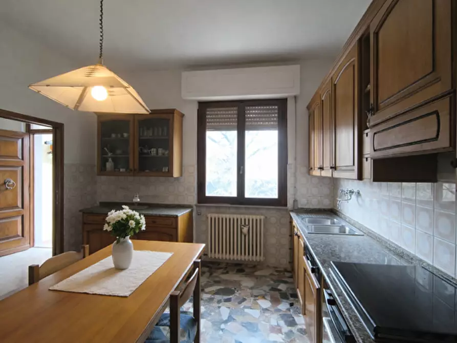 Immagine 12 di Casa bifamiliare in vendita  a Arezzo