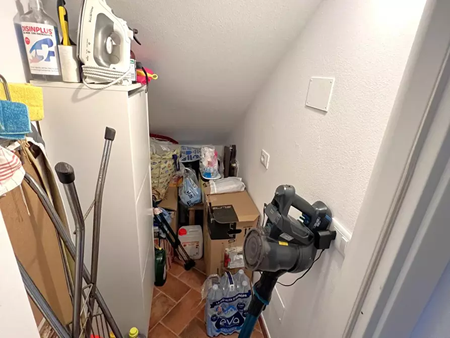 Immagine 10 di Villetta a schiera in vendita  a Cascina