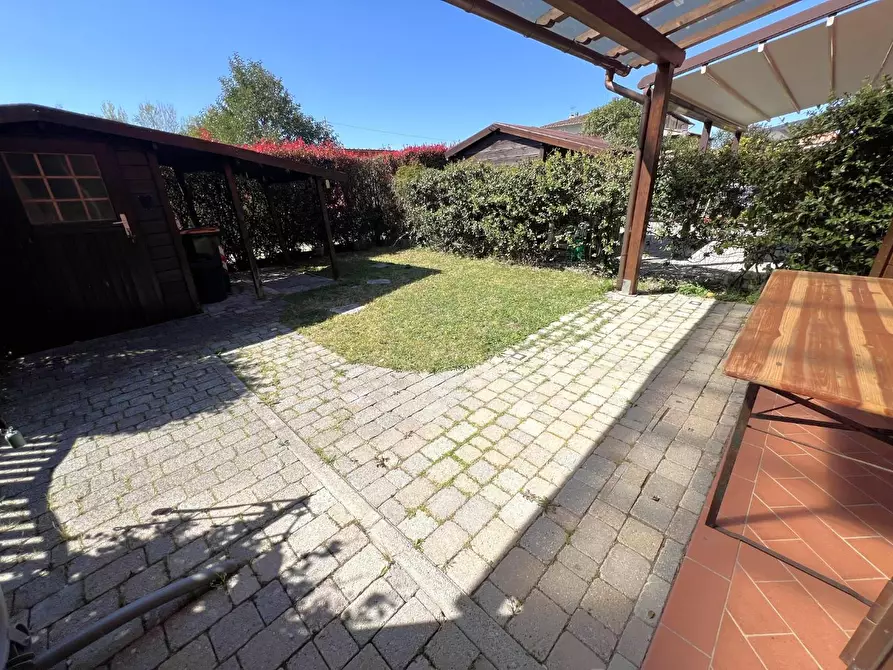 Immagine 3 di Villetta a schiera in vendita  a Cascina