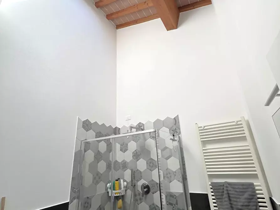 Immagine 20 di Villetta a schiera in vendita  a Cascina