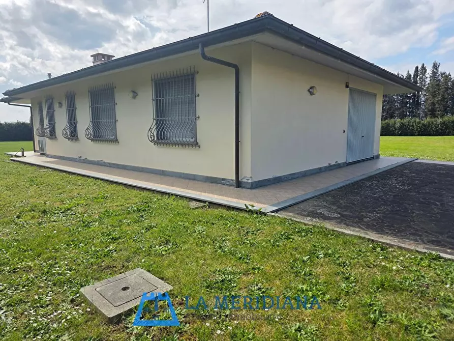 Immagine 3 di Casa indipendente in vendita  a Larciano