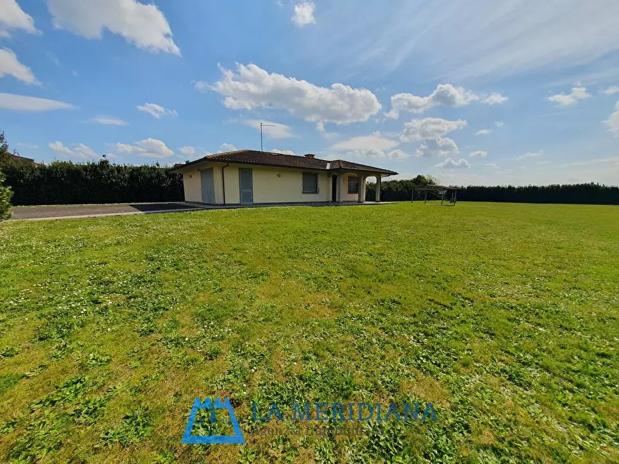 Immagine 23 di Casa indipendente in vendita  a Larciano