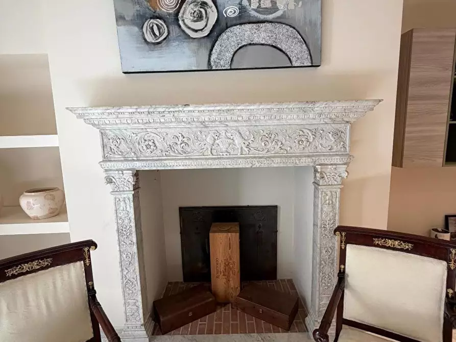 Immagine 4 di Appartamento in vendita  a Sarzana