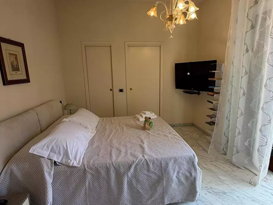 Immagine 13 di Appartamento in vendita  a Sarzana