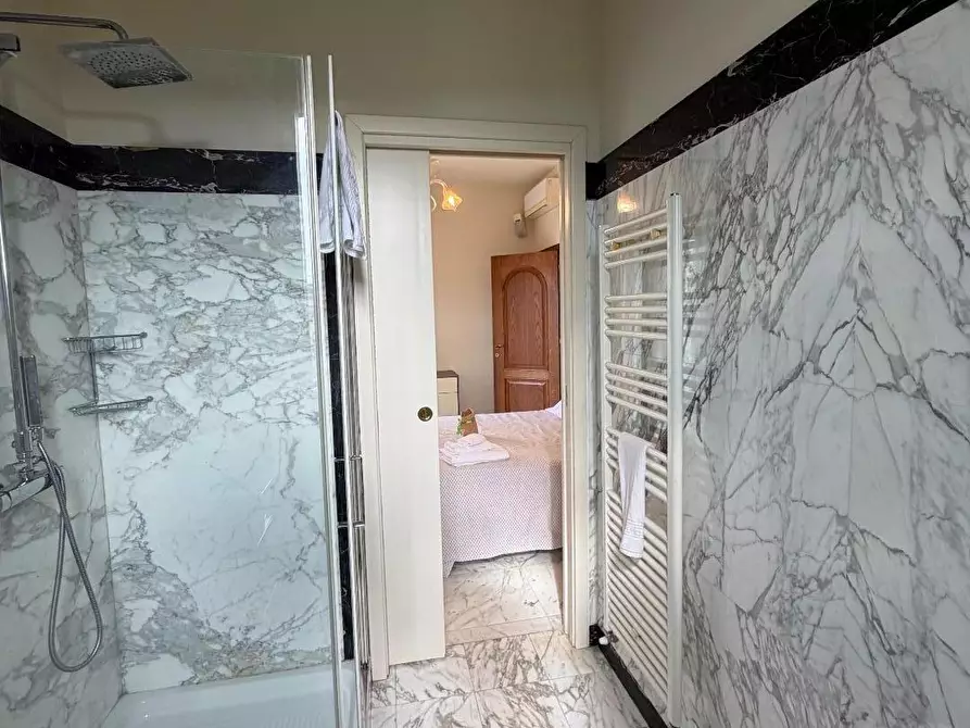 Immagine 14 di Appartamento in vendita  a Sarzana