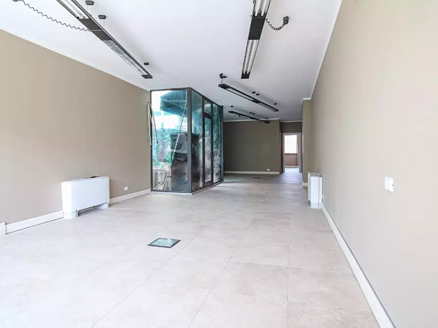 Immagine 2 di Ufficio in affitto  a Pisa