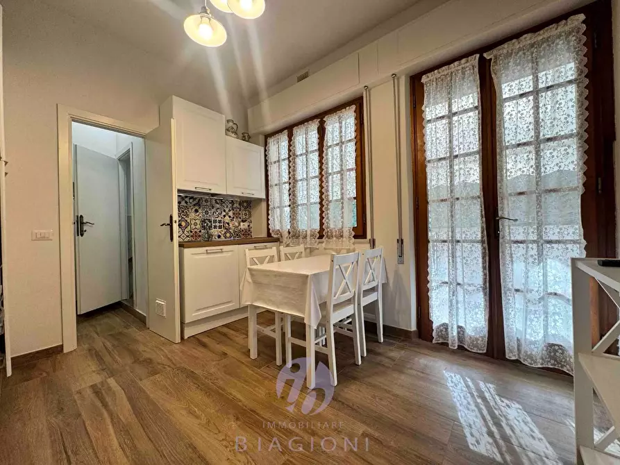 Immagine 3 di Appartamento in affitto  a Pietrasanta