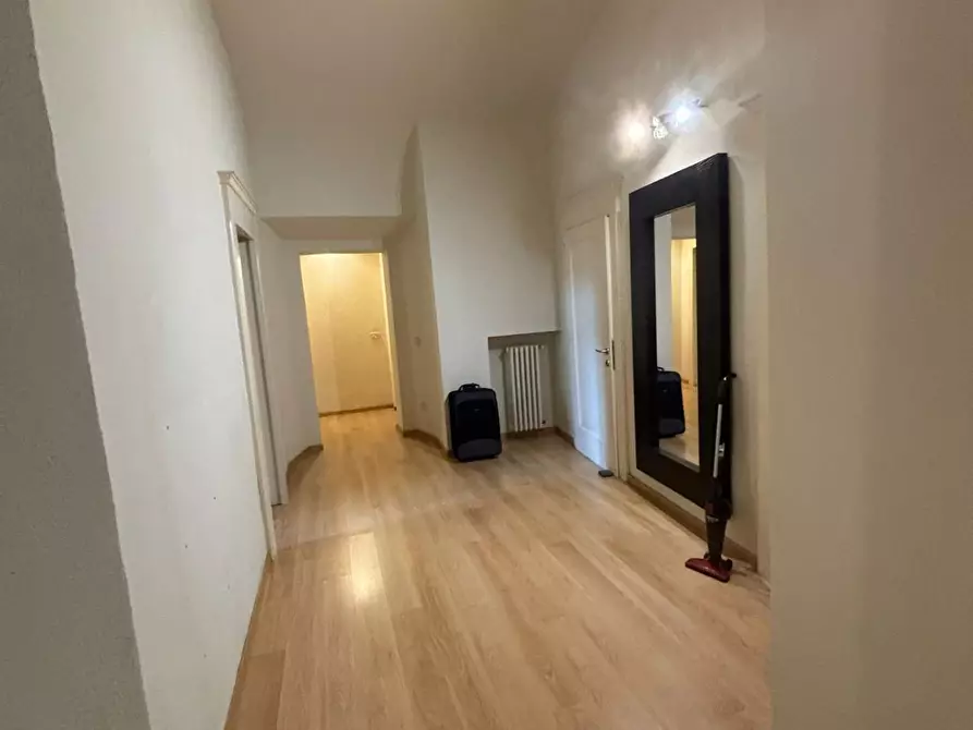 Immagine 7 di Appartamento in affitto  a Siena