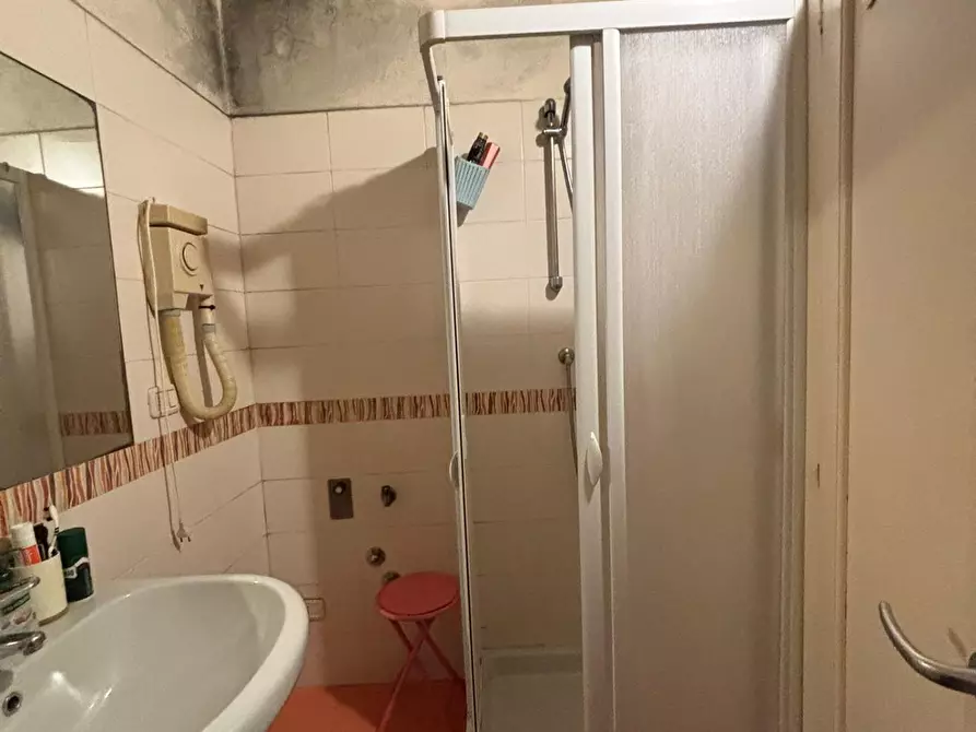 Immagine 10 di Appartamento in affitto  a Siena