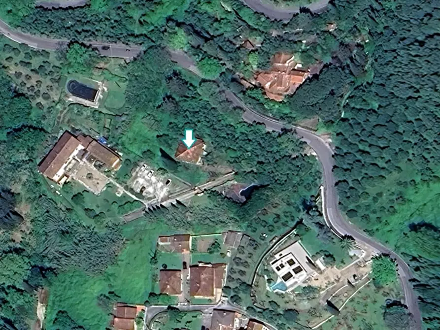 Immagine 2 di Appartamento in vendita  a Massarosa