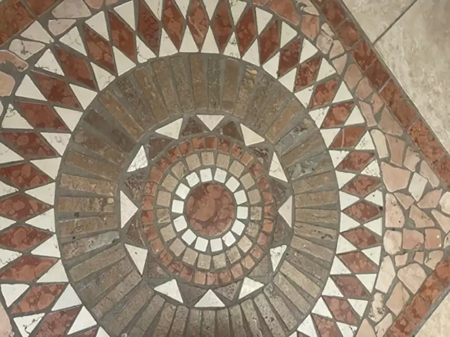 Immagine 13 di Appartamento in vendita  a Vecchiano