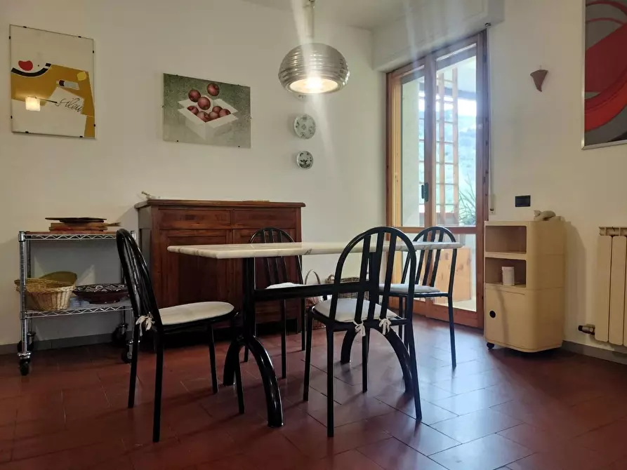 Immagine 6 di Appartamento in vendita  a Massa