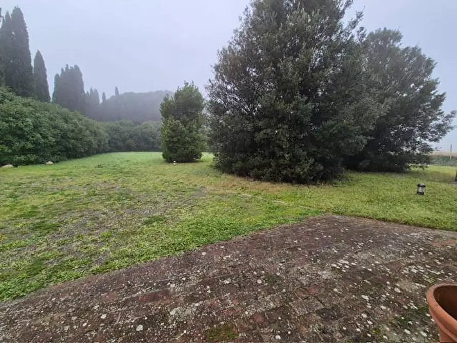 Immagine 37 di Rustico / casale in vendita  a Siena