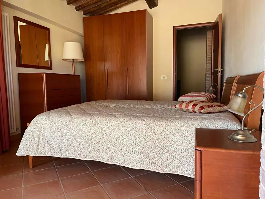 Immagine 13 di Rustico / casale in vendita  a Siena