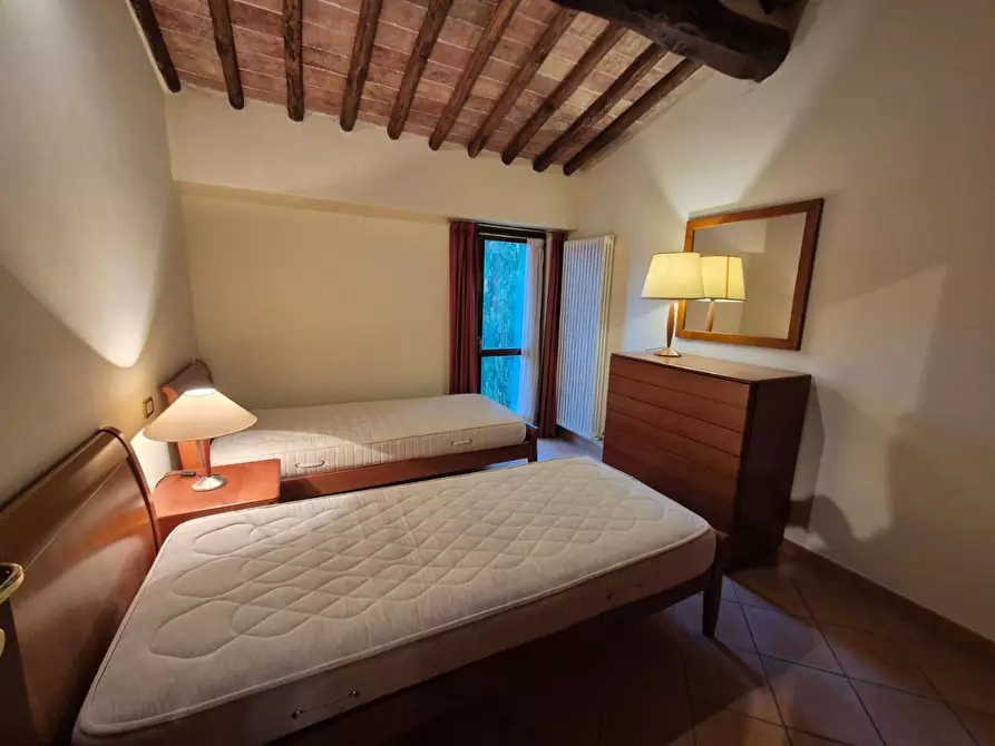 Immagine 44 di Rustico / casale in vendita  a Siena