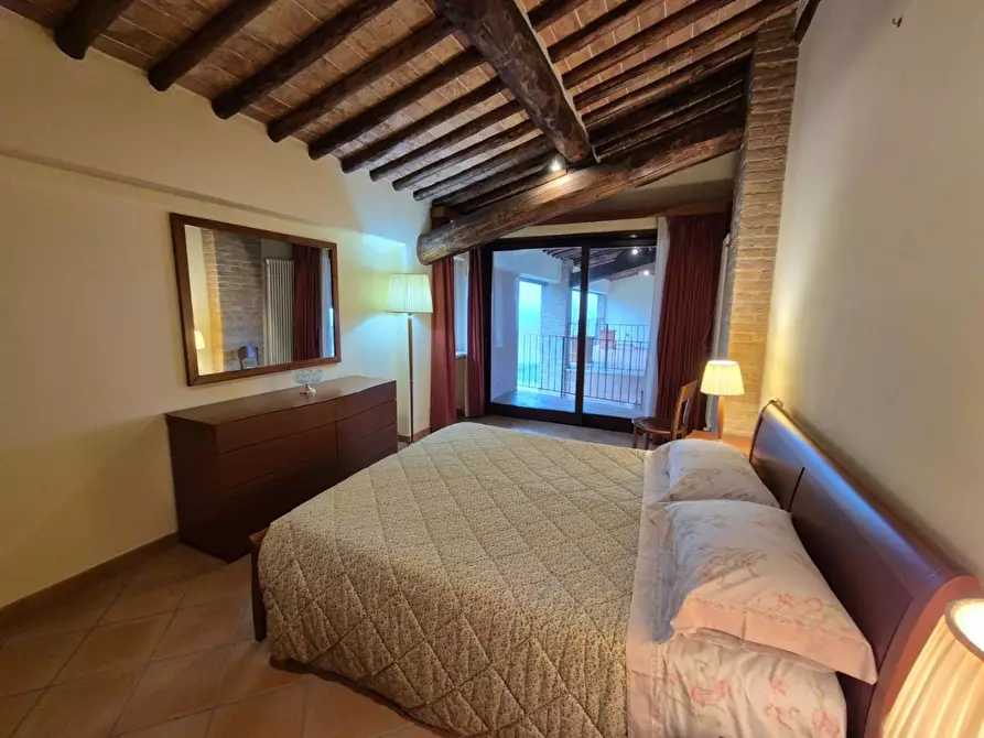 Immagine 27 di Rustico / casale in vendita  a Siena