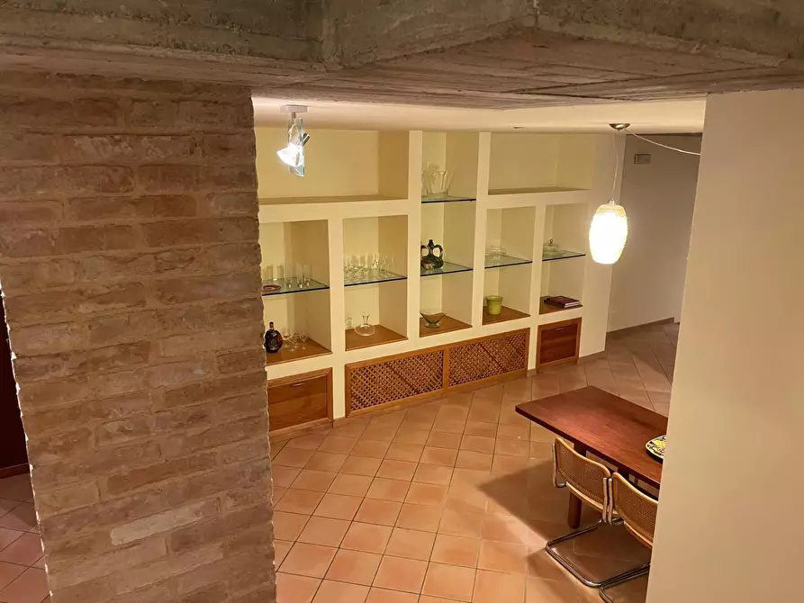 Immagine 8 di Rustico / casale in vendita  a Siena