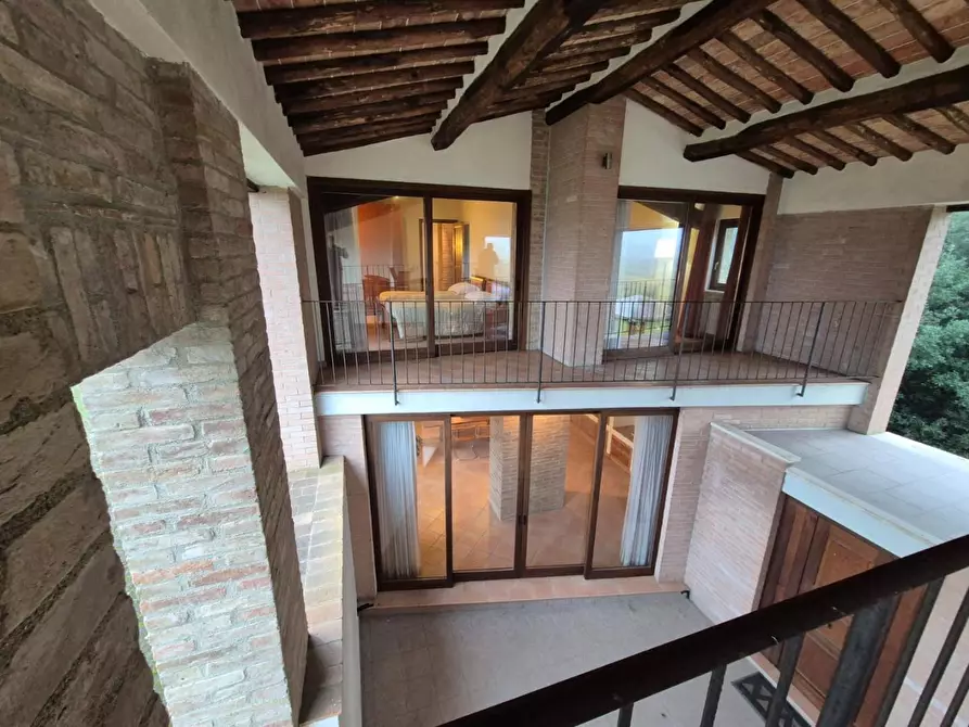 Immagine 34 di Rustico / casale in vendita  a Siena