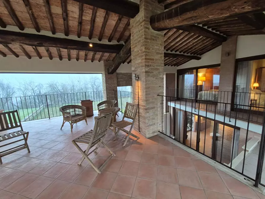 Immagine 36 di Rustico / casale in vendita  a Siena