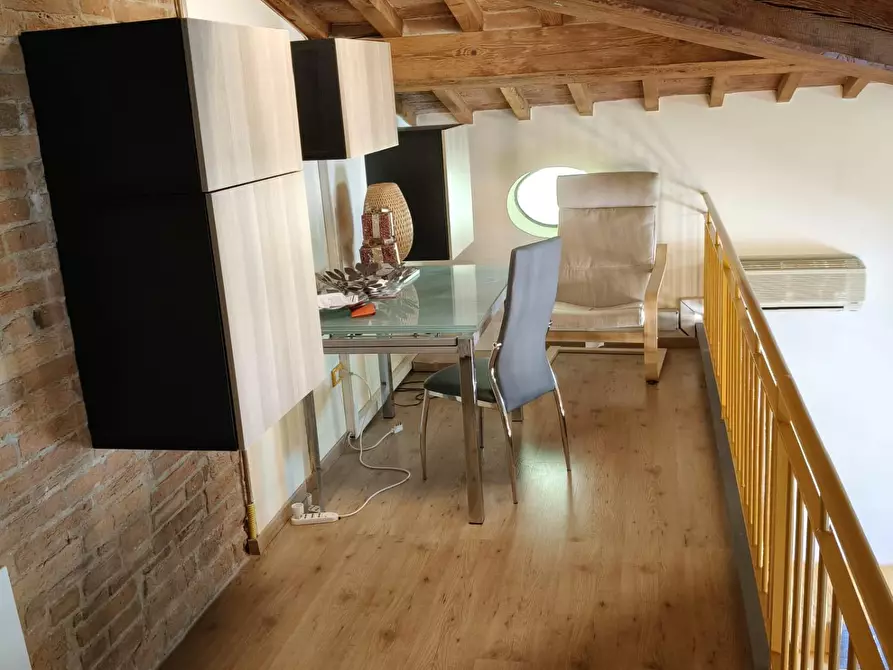 Immagine 19 di Appartamento in vendita  a Peccioli