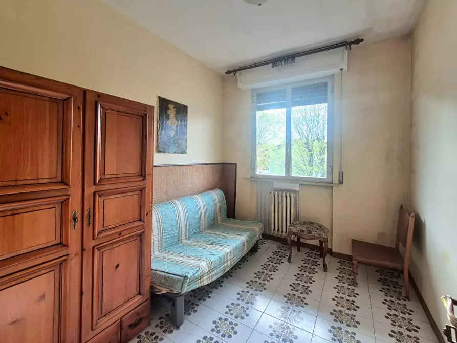 Immagine 15 di Appartamento in vendita  a Lucca