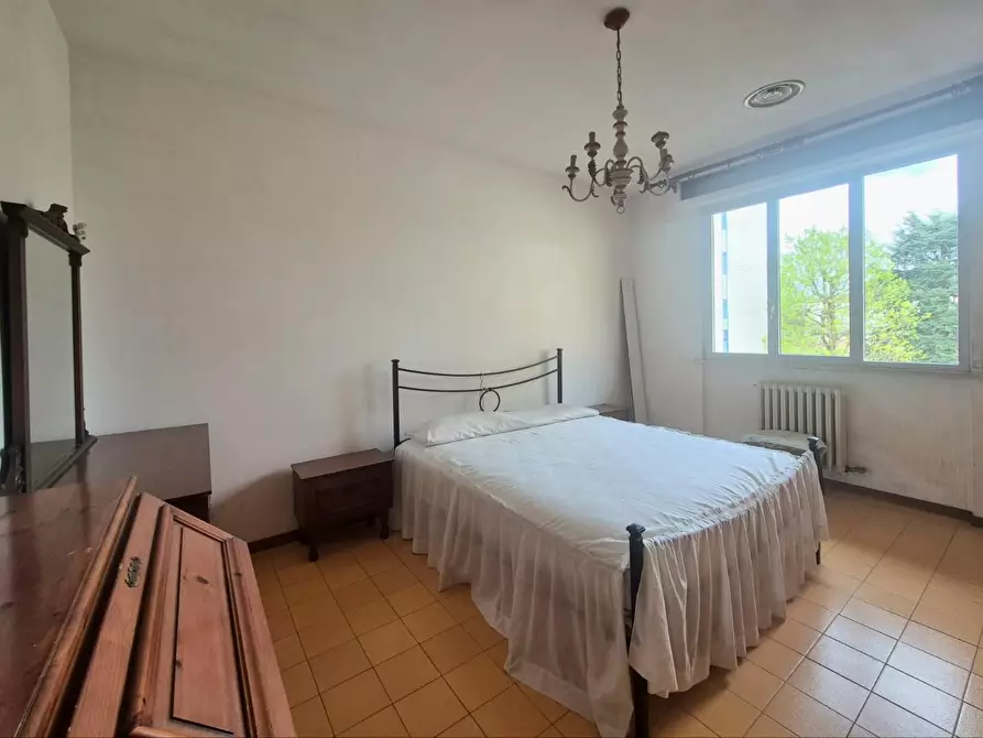 Immagine 9 di Appartamento in vendita  a Lucca