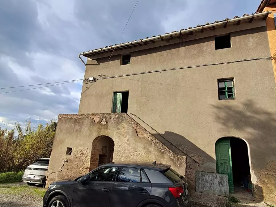 Immagine 33 di Rustico / casale in vendita  a Pontedera