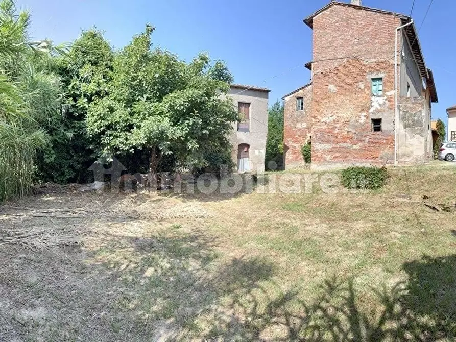 Immagine 3 di Rustico / casale in vendita  a Pontedera