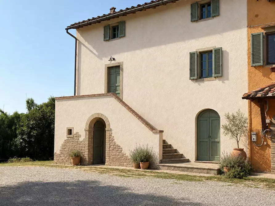 Immagine 1 di Rustico / casale in vendita  a Pontedera