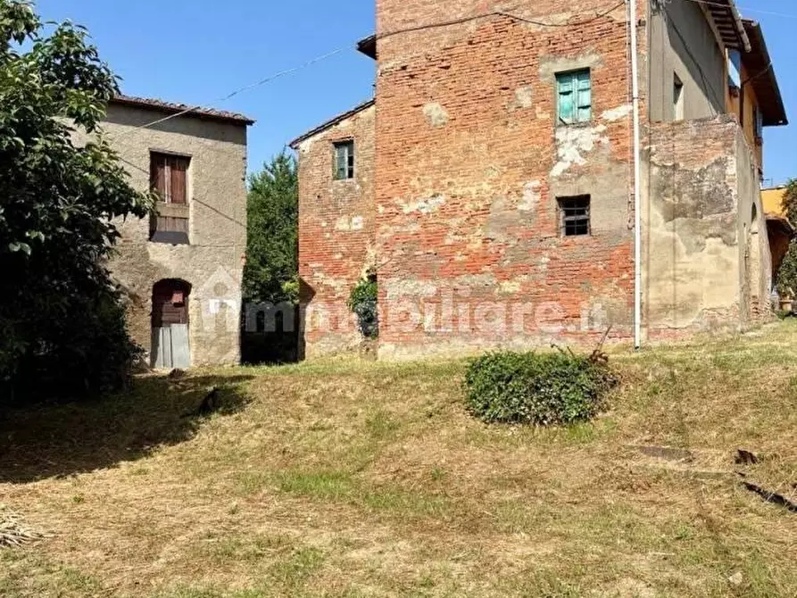 Immagine 6 di Rustico / casale in vendita  a Pontedera