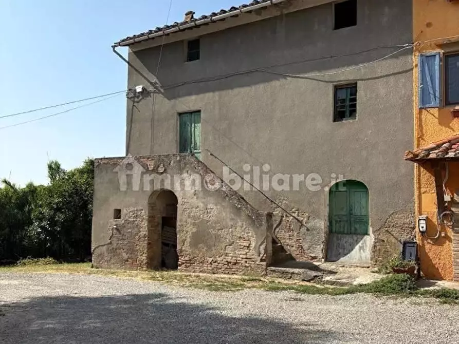 Immagine 1 di Rustico / casale in vendita  a Pontedera