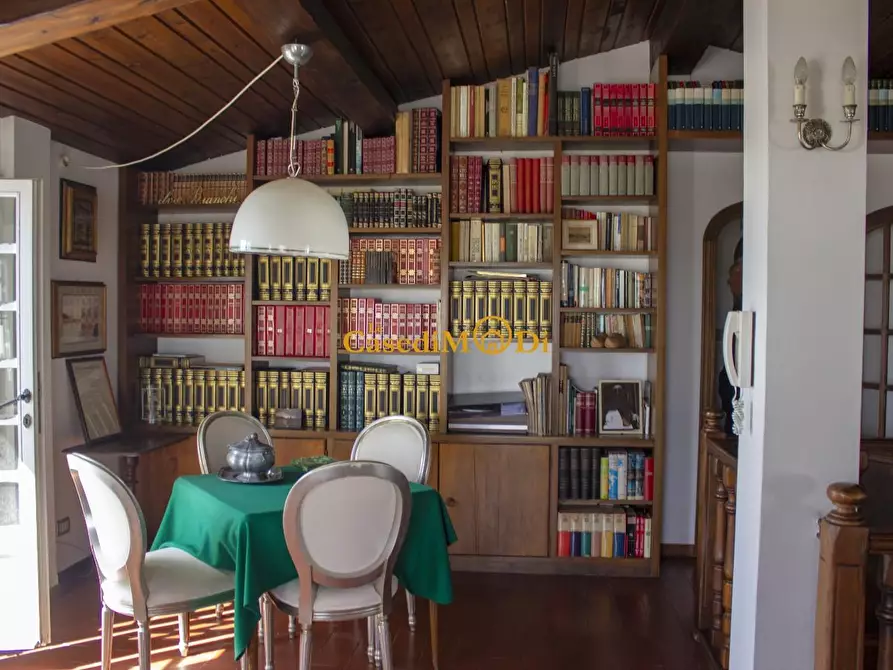 Immagine 44 di Villa in vendita  a Livorno