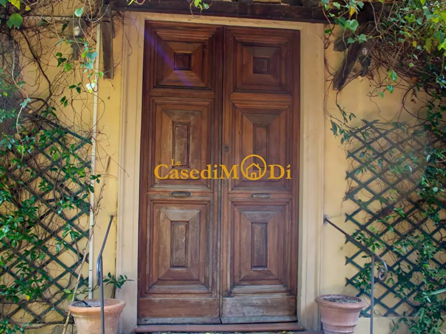 Immagine 62 di Villa in vendita  a Livorno