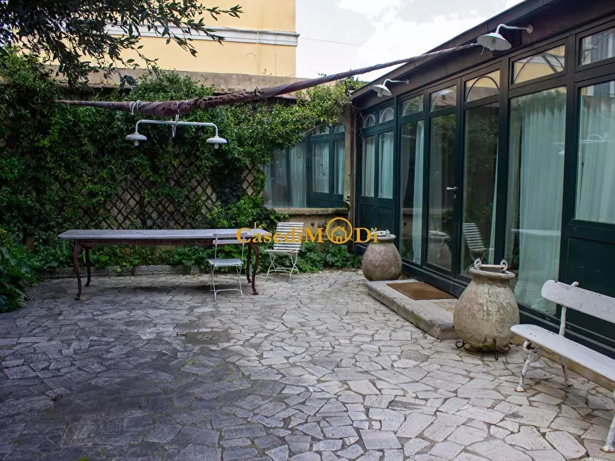 Immagine 57 di Villa in vendita  a Livorno