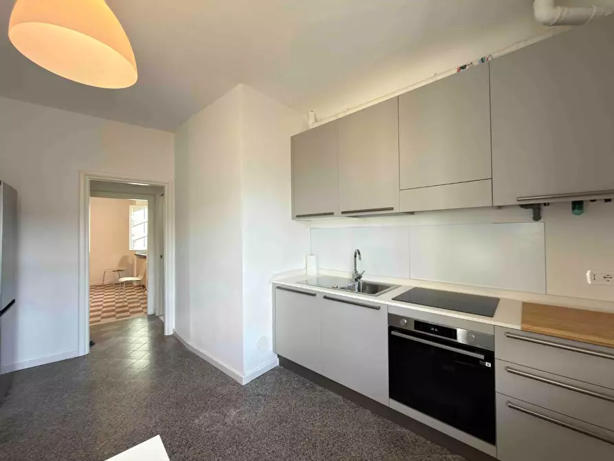 Immagine 9 di Appartamento in affitto  a Lucca