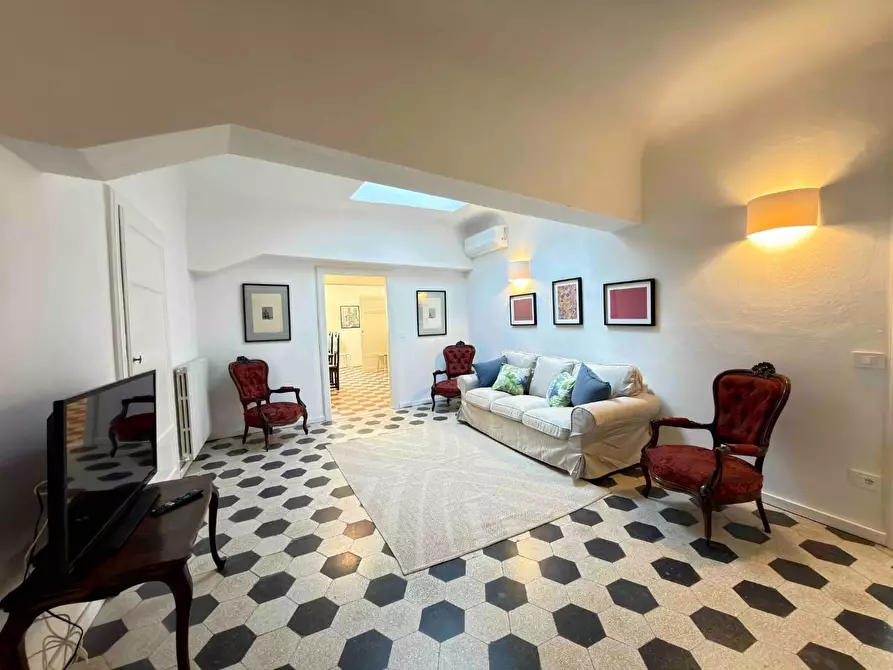 Immagine 4 di Appartamento in affitto  a Lucca