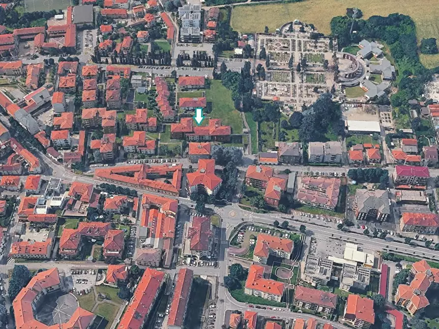 Immagine 2 di Garage in vendita  a Trezzo Sull'adda