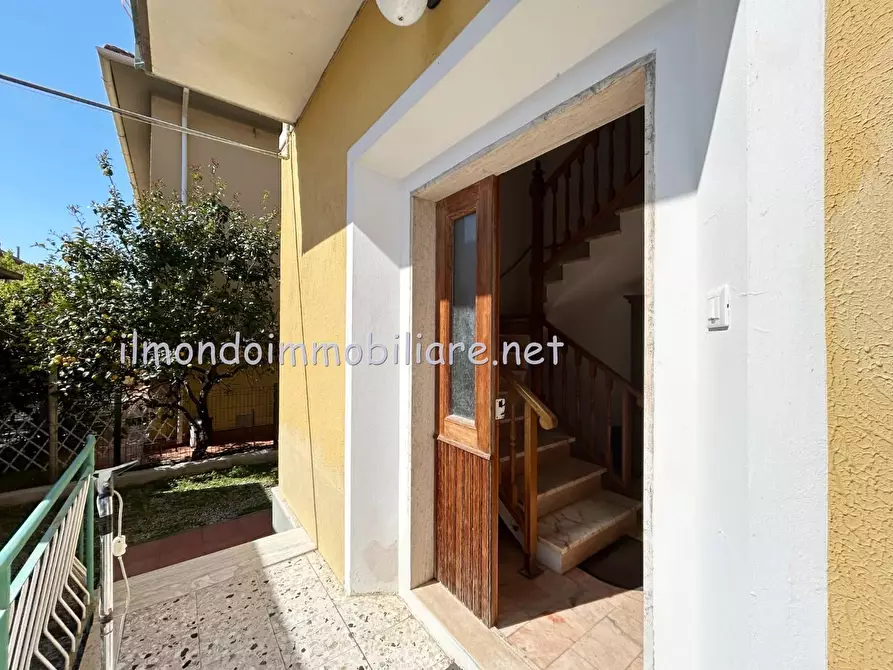 Immagine 4 di Appartamento in affitto  a Rosignano Marittimo