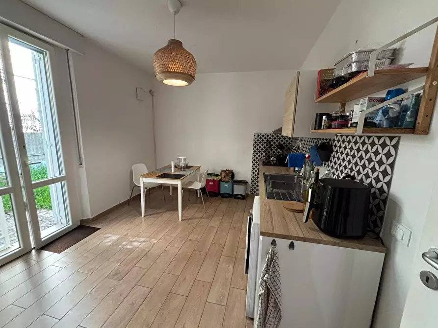 Immagine 2 di Appartamento in vendita  a Pisa