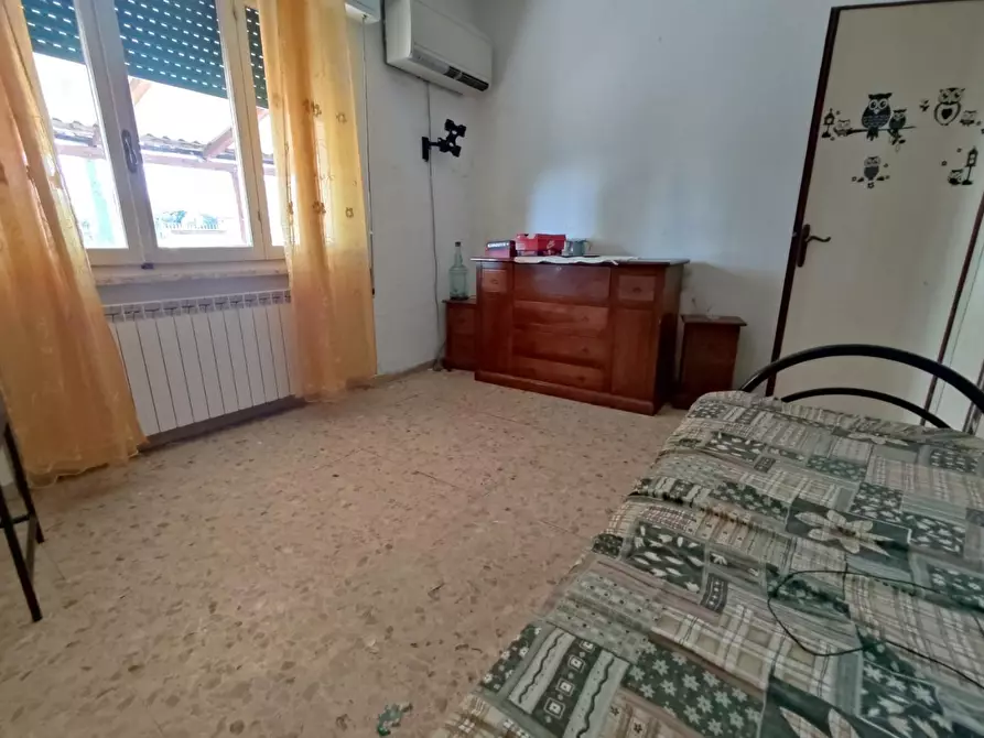 Immagine 11 di Casa semindipendente in vendita  a Seravezza