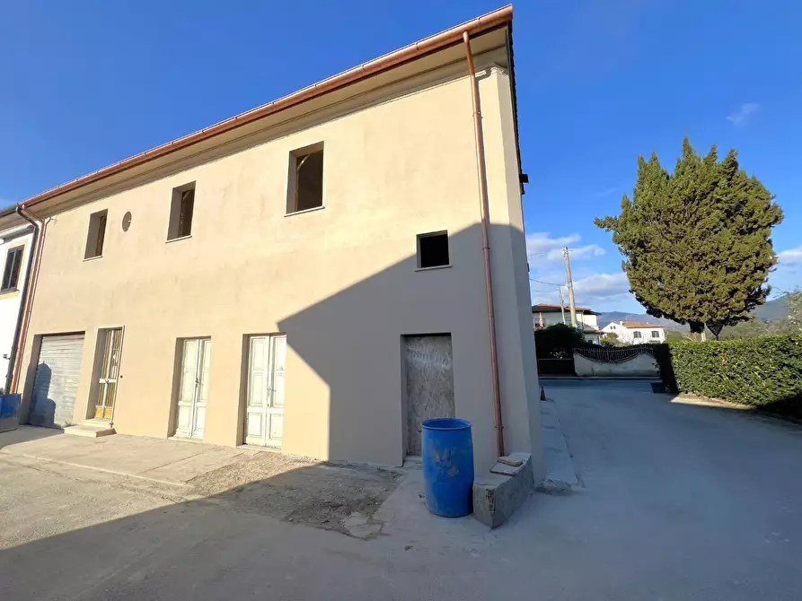 Immagine 5 di Appartamento in vendita  a Cascina