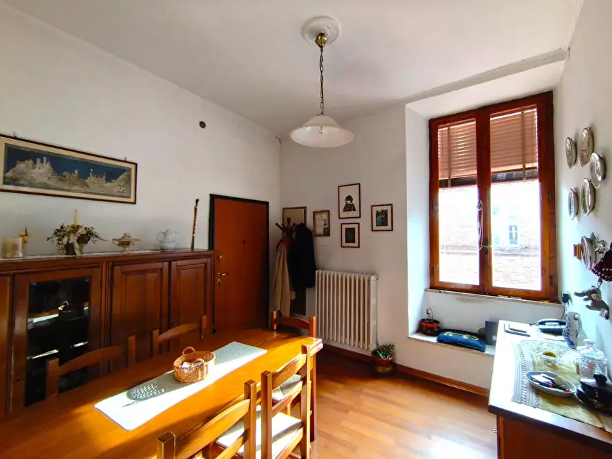 Immagine 3 di Appartamento in vendita  a Siena