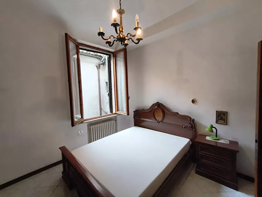 Immagine 8 di Appartamento in vendita  a Siena