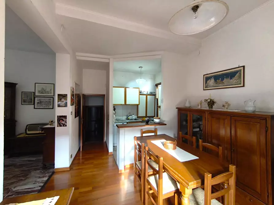 Immagine 6 di Appartamento in vendita  a Siena