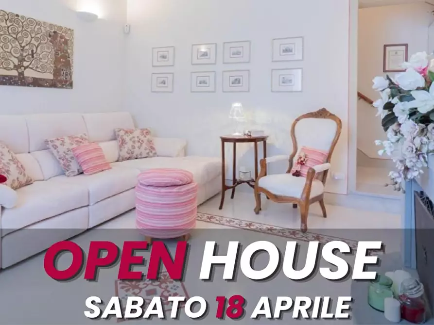 Immagine 1 di Villa in vendita  a Pisa