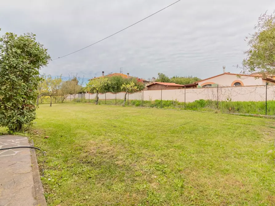 Immagine 47 di Villa in vendita  a Pisa