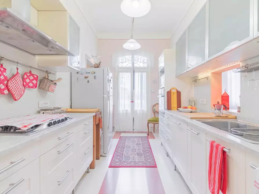 Immagine 24 di Villa in vendita  a Pisa