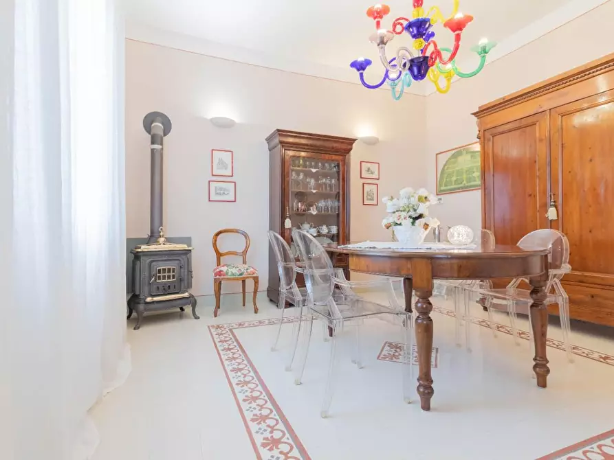 Immagine 19 di Villa in vendita  a Pisa