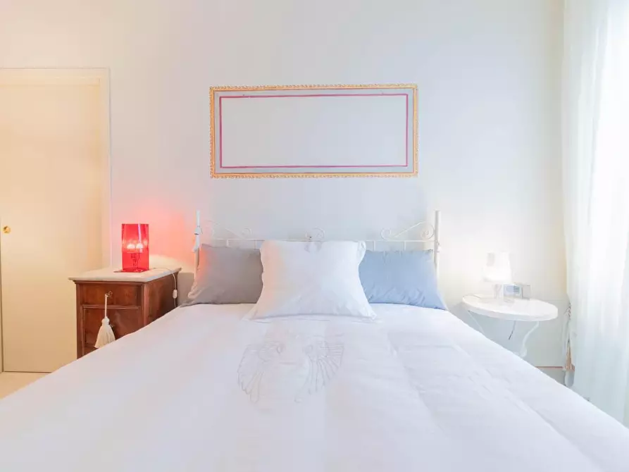 Immagine 36 di Villa in vendita  a Pisa